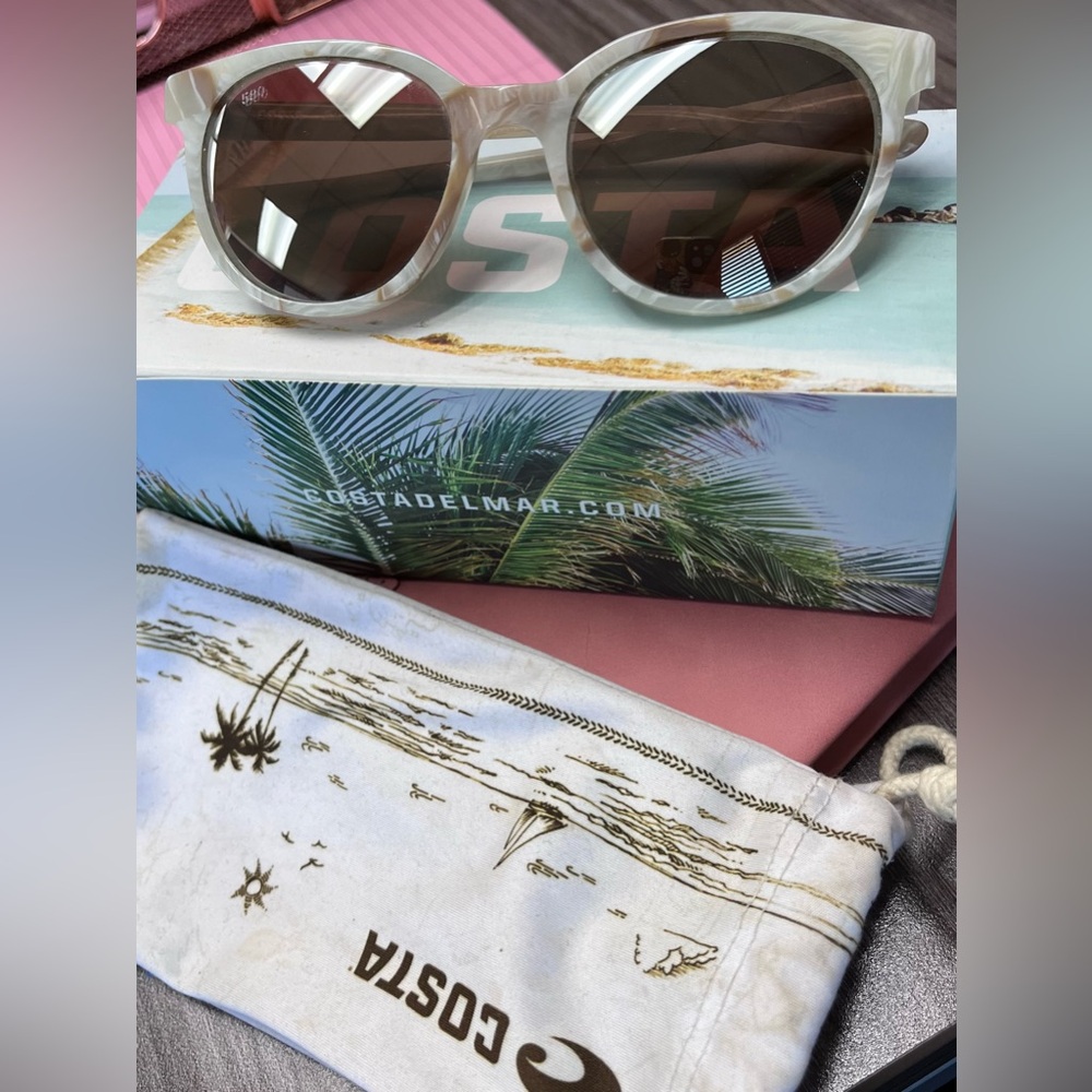 Costa Del Mar Isla Sunglasses with copper silver mirror 580G lenses